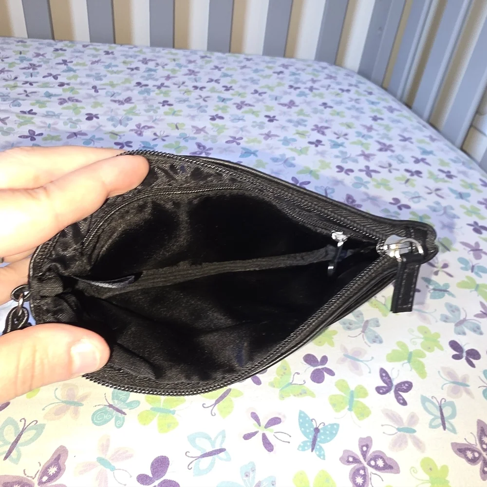 Nautica Black Leather Zip Close Wristlet With Gold Emblem